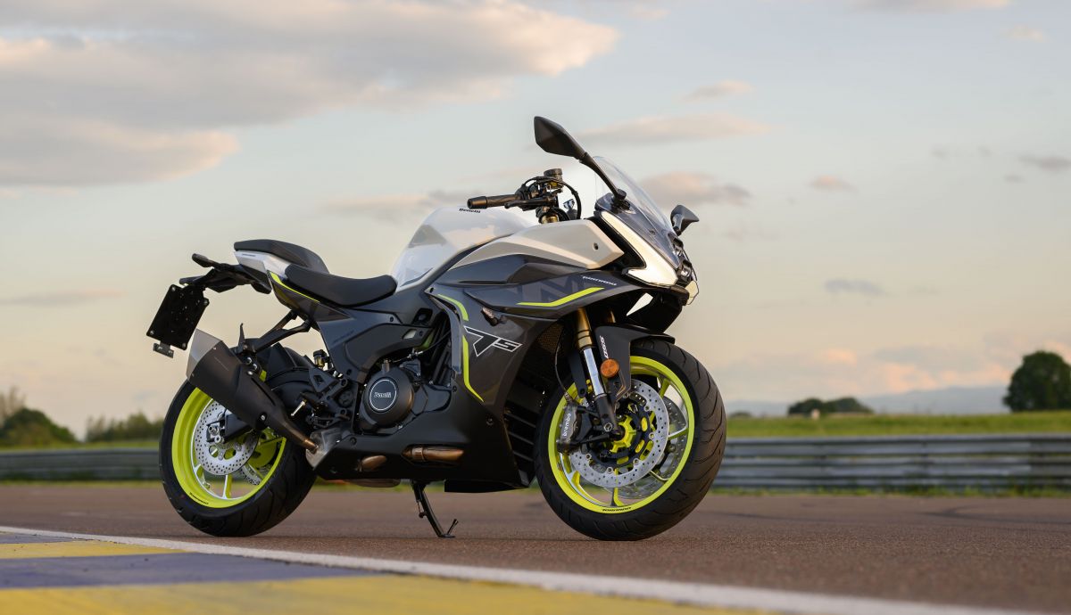 Benelli Tornado 550 estatica (2) Benelli Tornado 550 estatica (2)