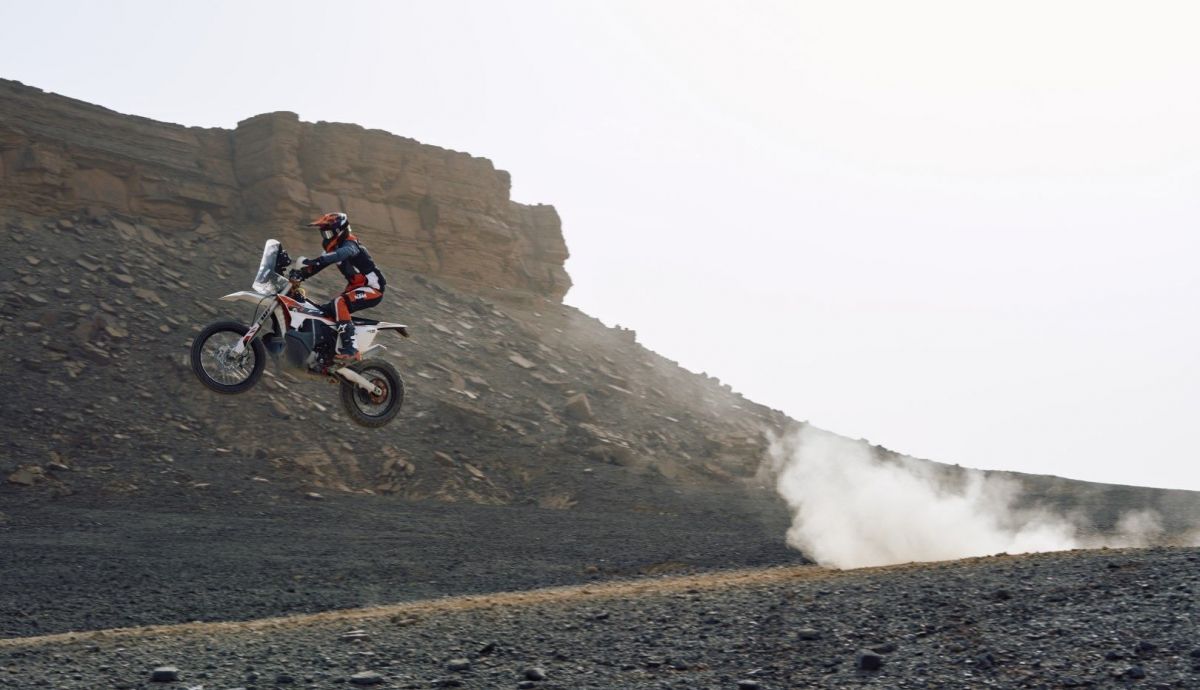 2026 KTM 450 RALLY REPLICA 2 (Grande) 2026 KTM 450 RALLY REPLICA 2 (Grande)
